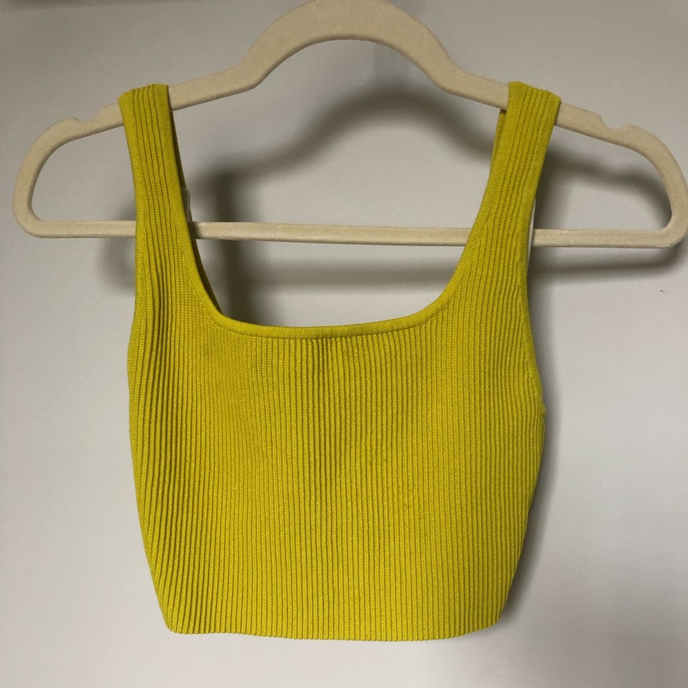 Aritzia Babaton Sculpt Knit Squareneck Cropped Tank